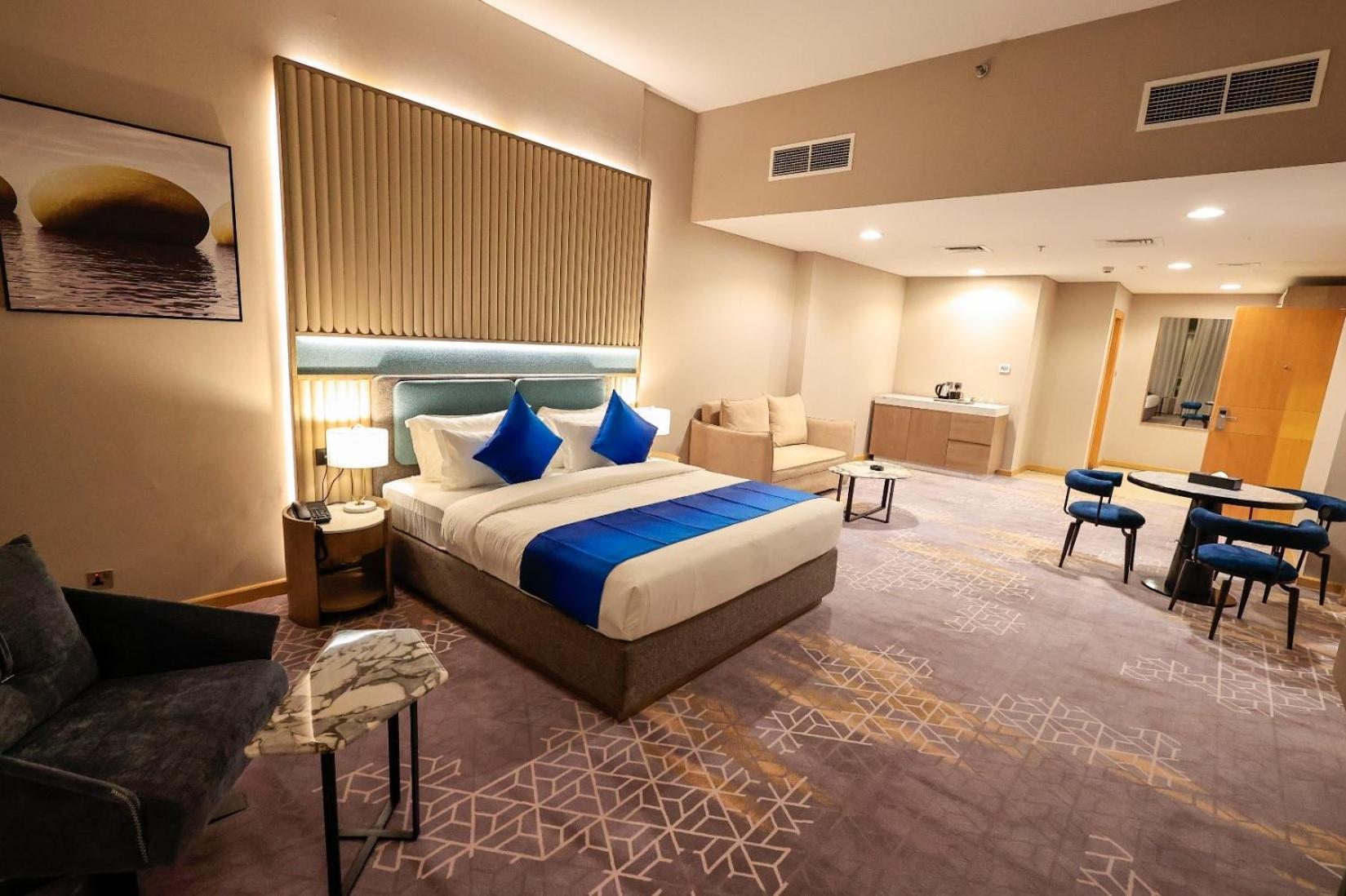 Best Western Premier M Four Hotel Дубай Экстерьер фото