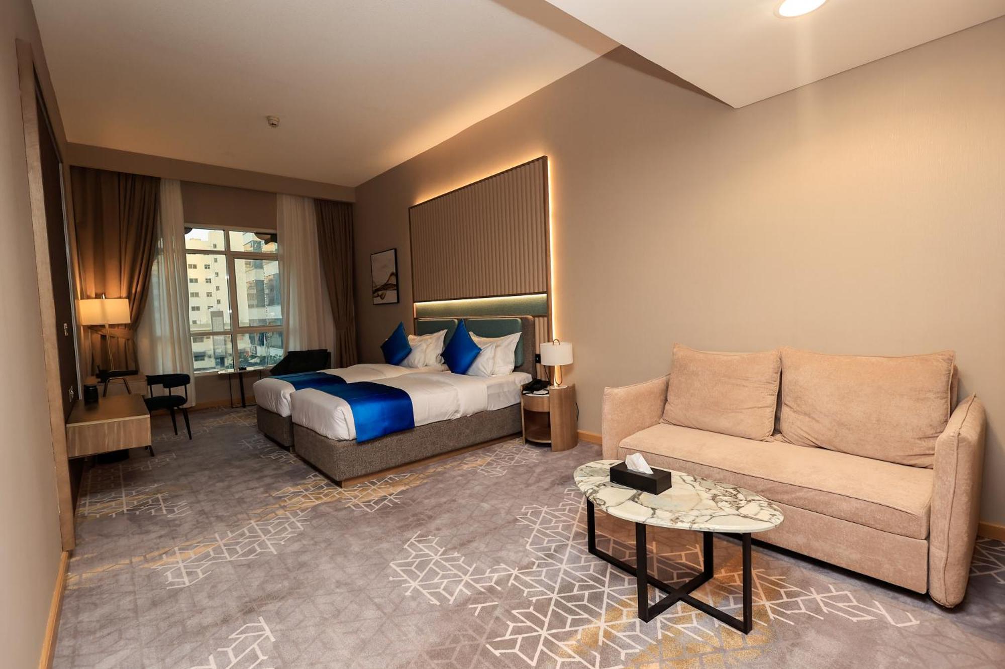 Best Western Premier M Four Hotel Дубай Экстерьер фото